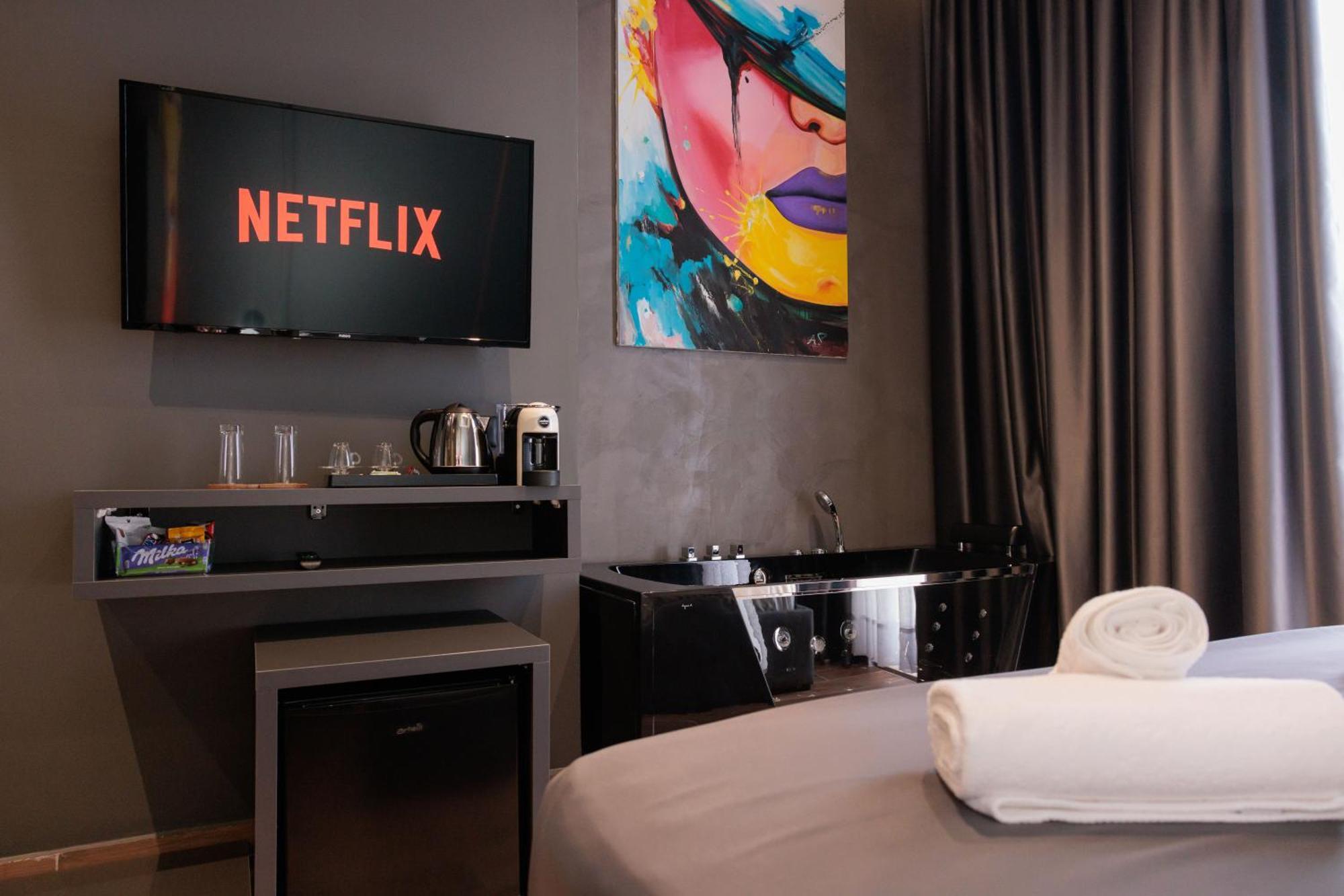 Bel Ami Tirana Hotell Eksteriør bilde