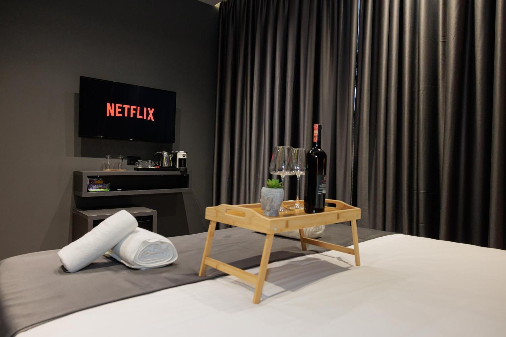 Bel Ami Tirana Hotell Eksteriør bilde
