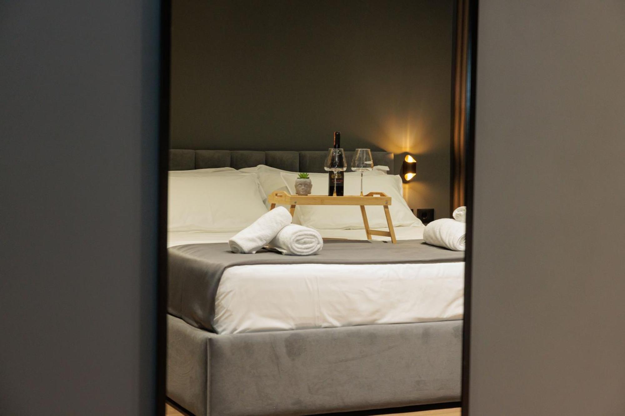 Bel Ami Tirana Hotell Eksteriør bilde